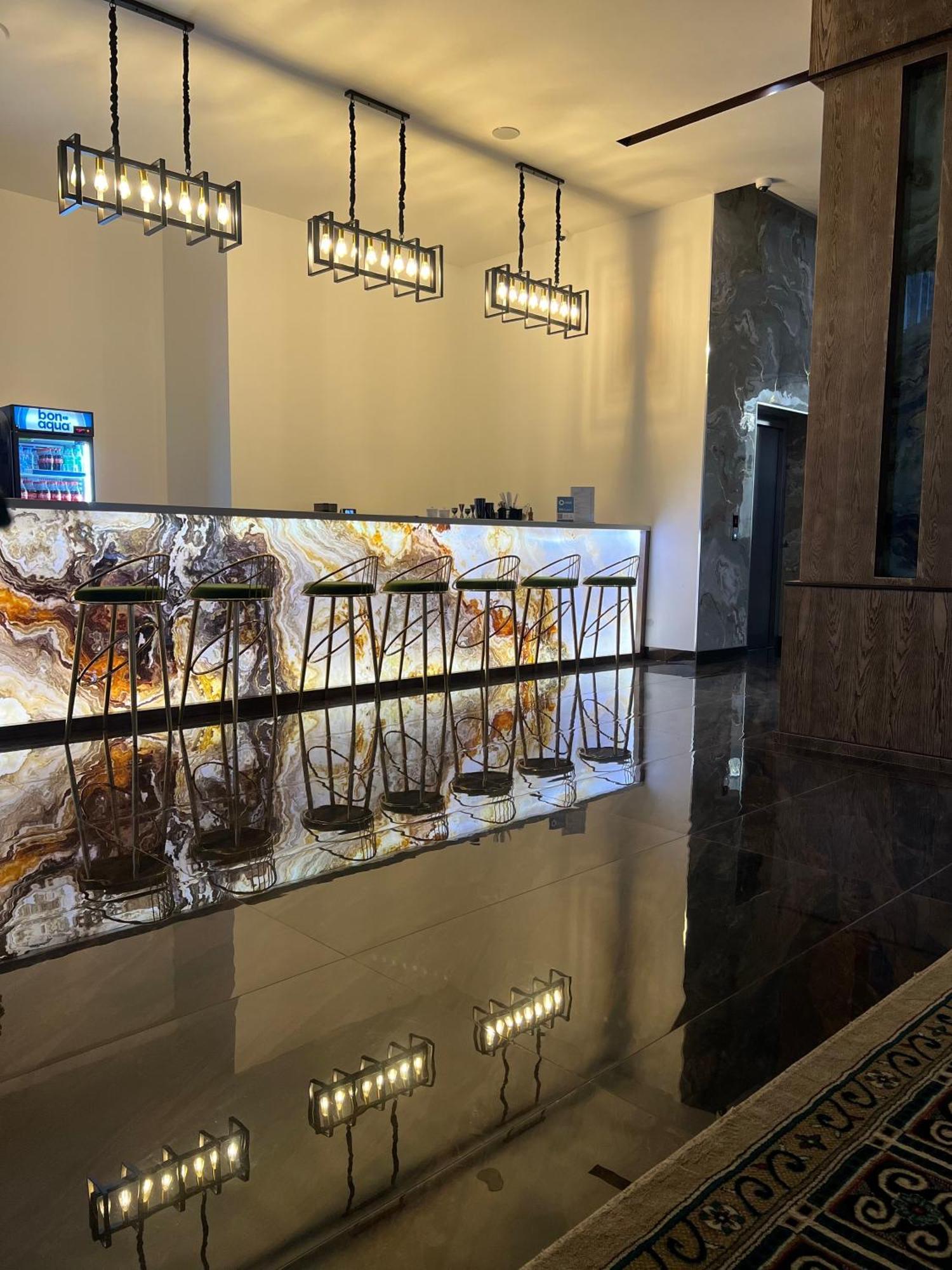 Grand Plaza Hotel サマルカンド エクステリア 写真